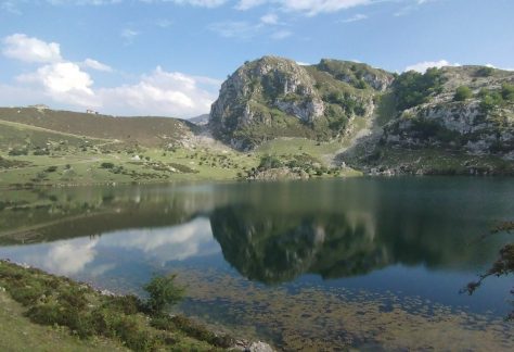 Andalucía Geographic - Semana de Multiaventura en Asturias, Lagos de Covadonga, Picos de Europa, Asturias