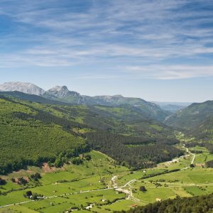 Andalucía Geographic - Travesía de Trekking en los Pirineos, Valle del Roncal